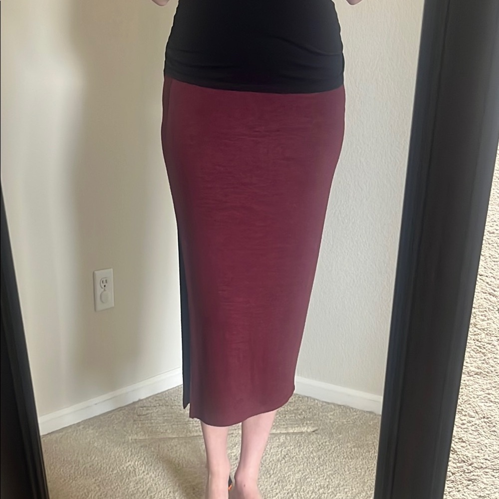 MOVING, MUST SELL! NWOT Leith Burgundy Midi Pencil Skirt with Slit